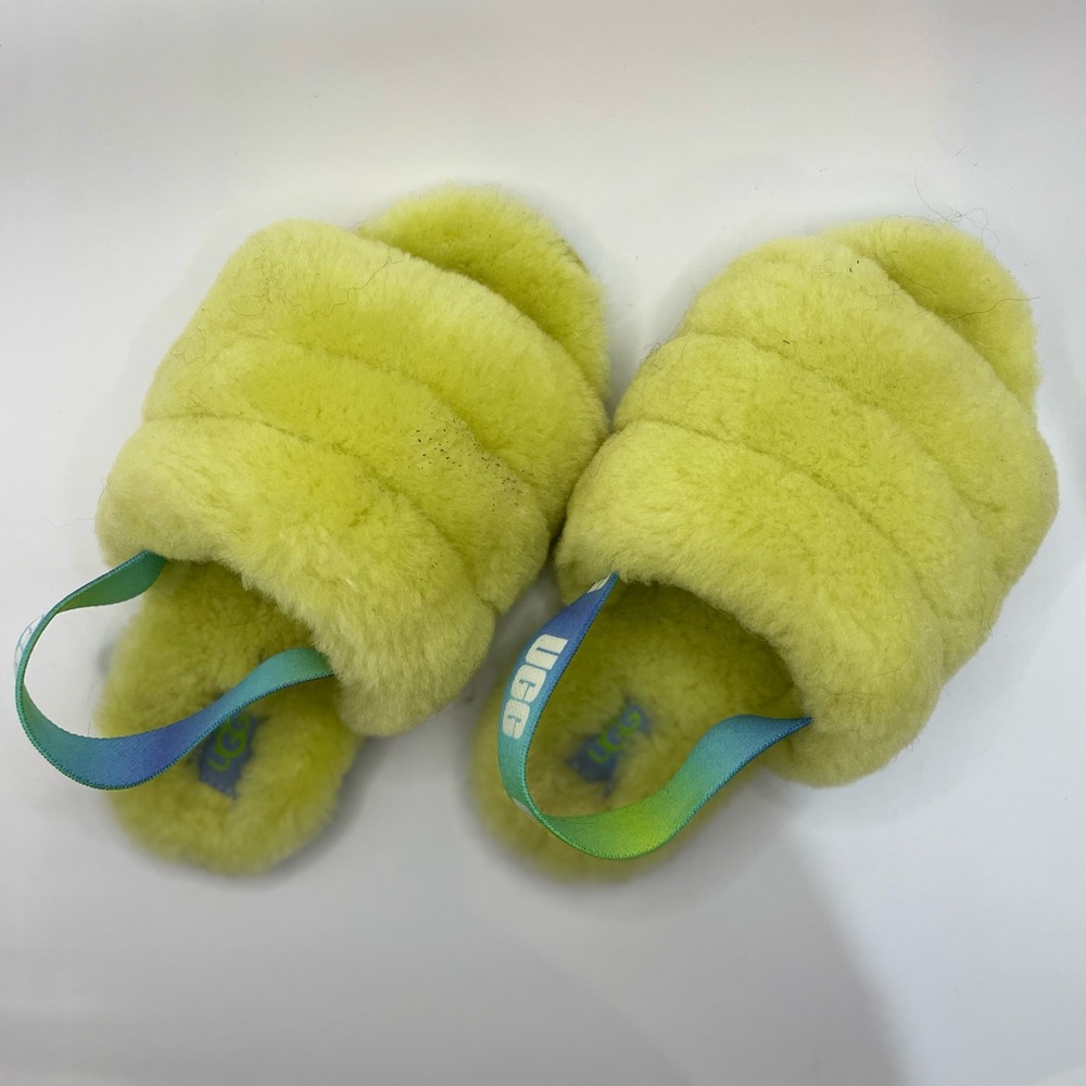 Yellow slippers UGG 12